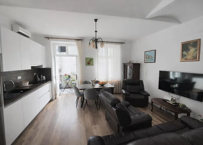 Dunja & Sea Terrace Appartement Opatija